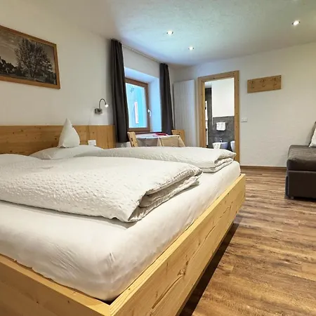 Garni Irsara 3*